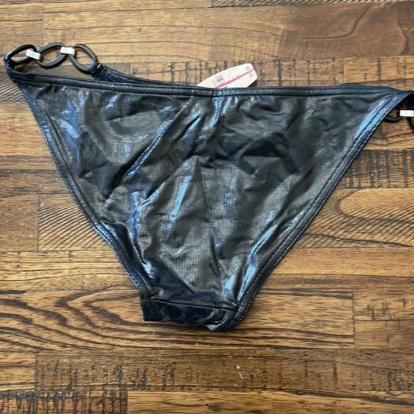 “NWT” Victoria’s Secret Bikini - Picture 3 of 6